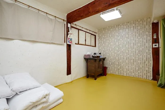 Usimdang Hanok Guesthouse Seul 2*,
