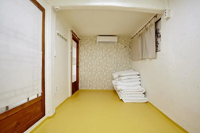 Usimdang Hanok Guesthouse Seul 2*,  Corea del Sud
